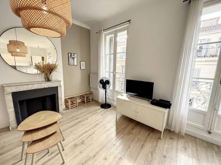 Place - Appartement Lumineux Au Coeur De La Joliette Μασσαλία Εξωτερικό φωτογραφία